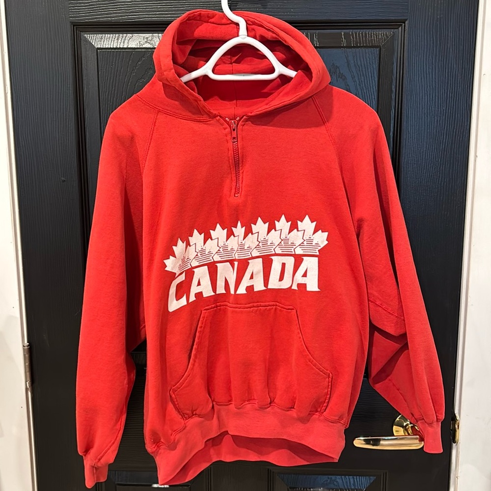 Vintage Canada hoodie